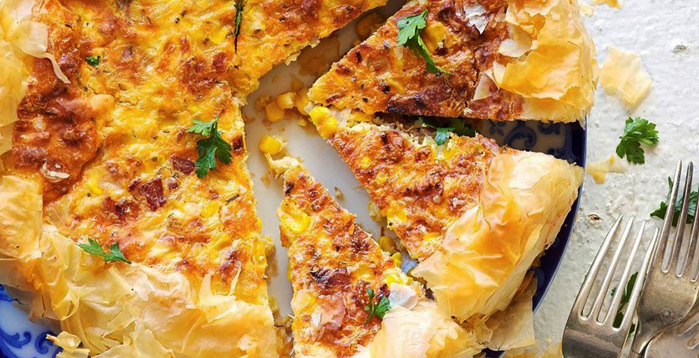 Тесто Фило с кукурузой и беконом